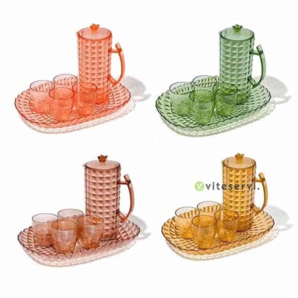 Ensemble de Carafe, plateau, plus 4 verres