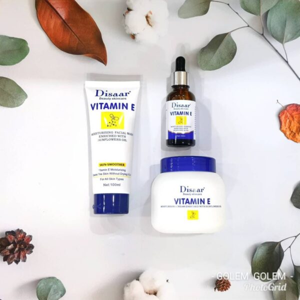 Disaar vitamine E pour un teint lisse contre vergetures acné sébum bouton tâches rides sérum, crème, nettoyant