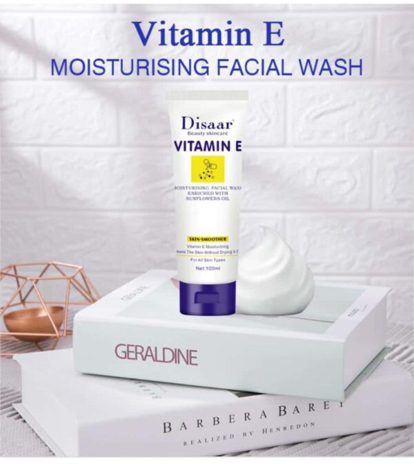 Vitamine E Mousse de nettoyage visage eclaississant